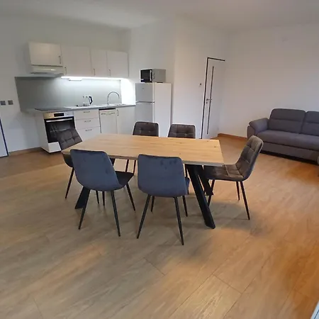 Grayhouse Hradec Králové